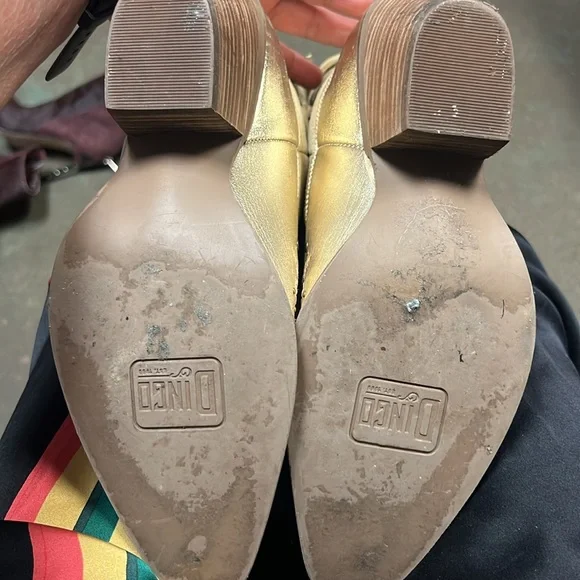 Dingo Gold and fringed western boots - Picture 7 of 7